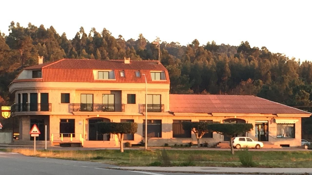 Hostal Santa Baia Рибадумия Экстерьер фото